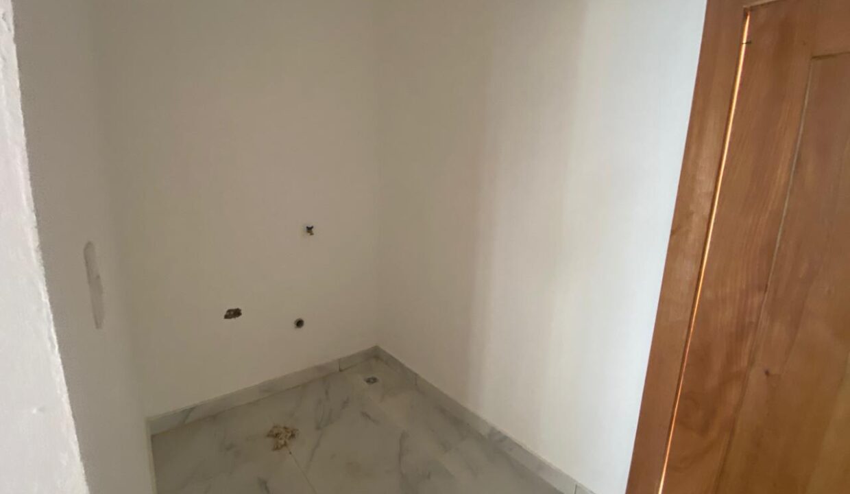 WhatsApp Image 2024-10-23 at 1.01.37 PM (9)
