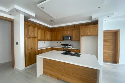 WhatsApp Image 2025-04-12 at 4.04.31 PM (10)