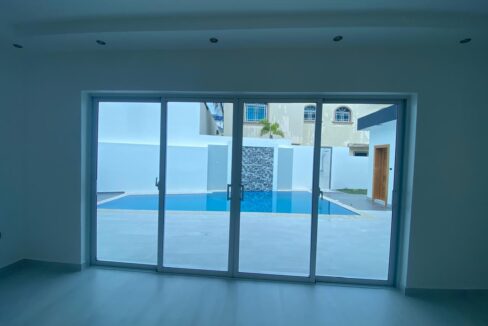 WhatsApp Image 2025-04-12 at 4.04.31 PM (11)