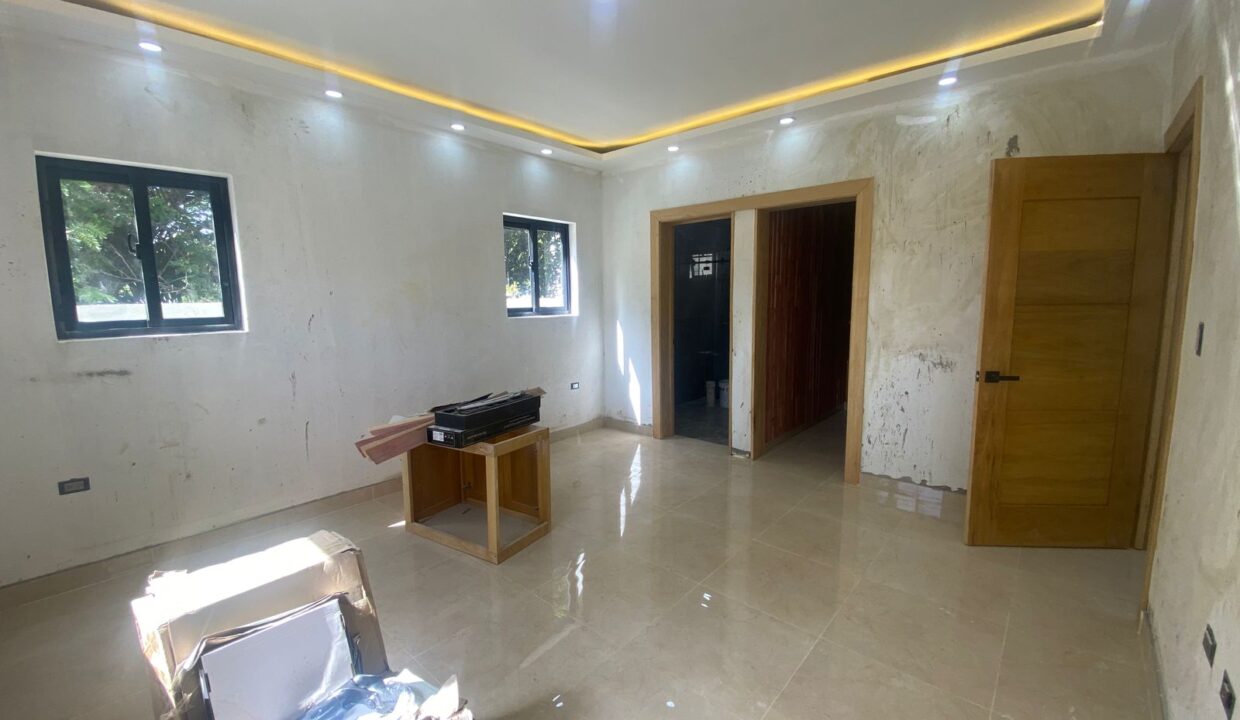 WhatsApp Image 2025-06-10 at 10.51.15 AM