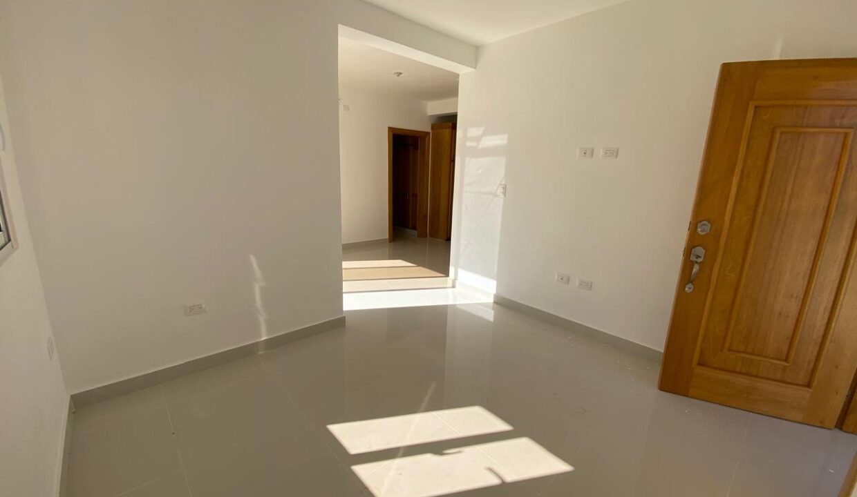 WhatsApp Image 2024-08-27 at 3.39.50 PM (4)