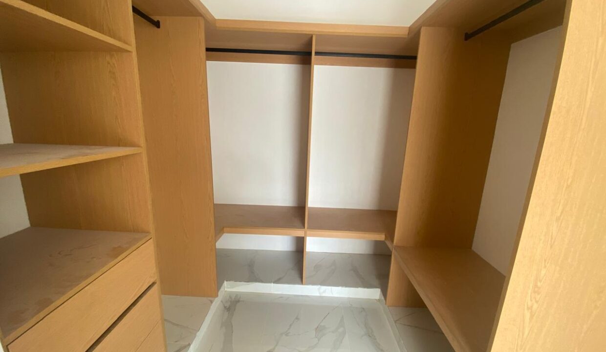 WhatsApp Image 2024-10-18 at 3.56.02 PM (6)