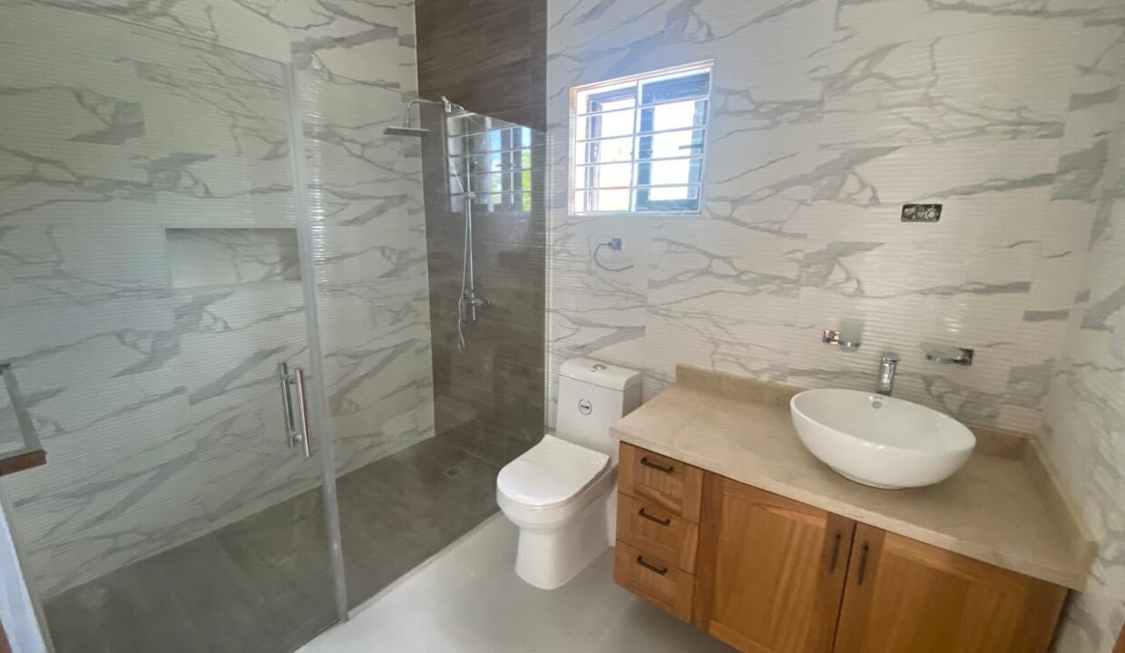 WhatsApp Image 2024-10-18 at 3.56.02 PM (7)