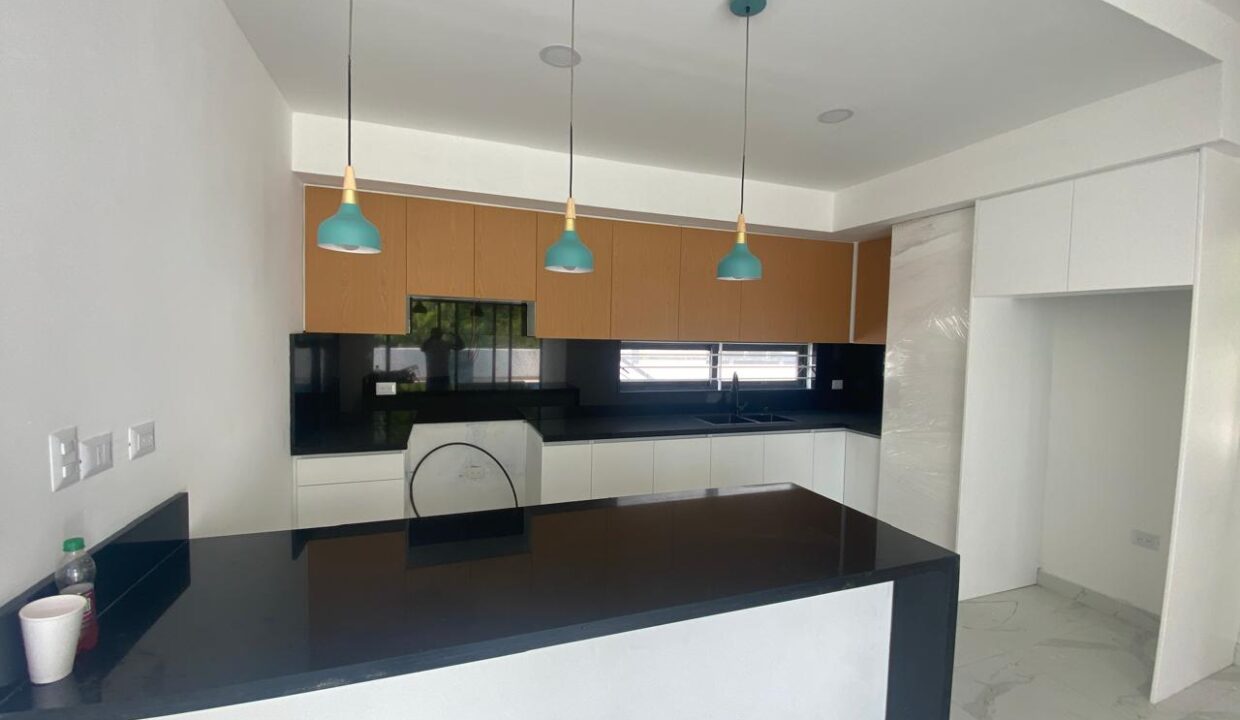 WhatsApp Image 2024-10-18 at 3.56.02 PM (9)