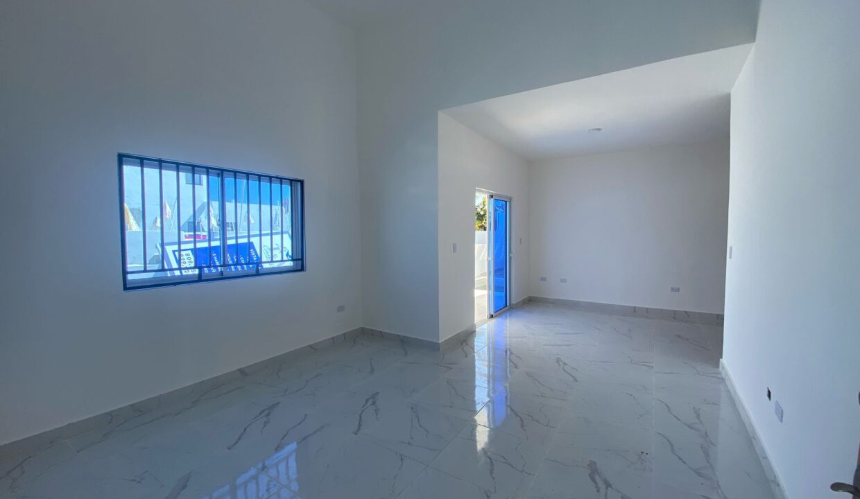 WhatsApp Image 2025-03-03 at 2.57.38 PM (4)