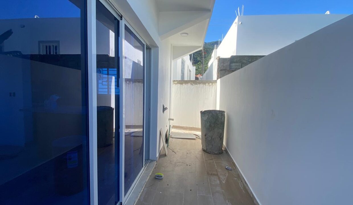 WhatsApp Image 2025-11-05 at 9.34.57 AM (3)