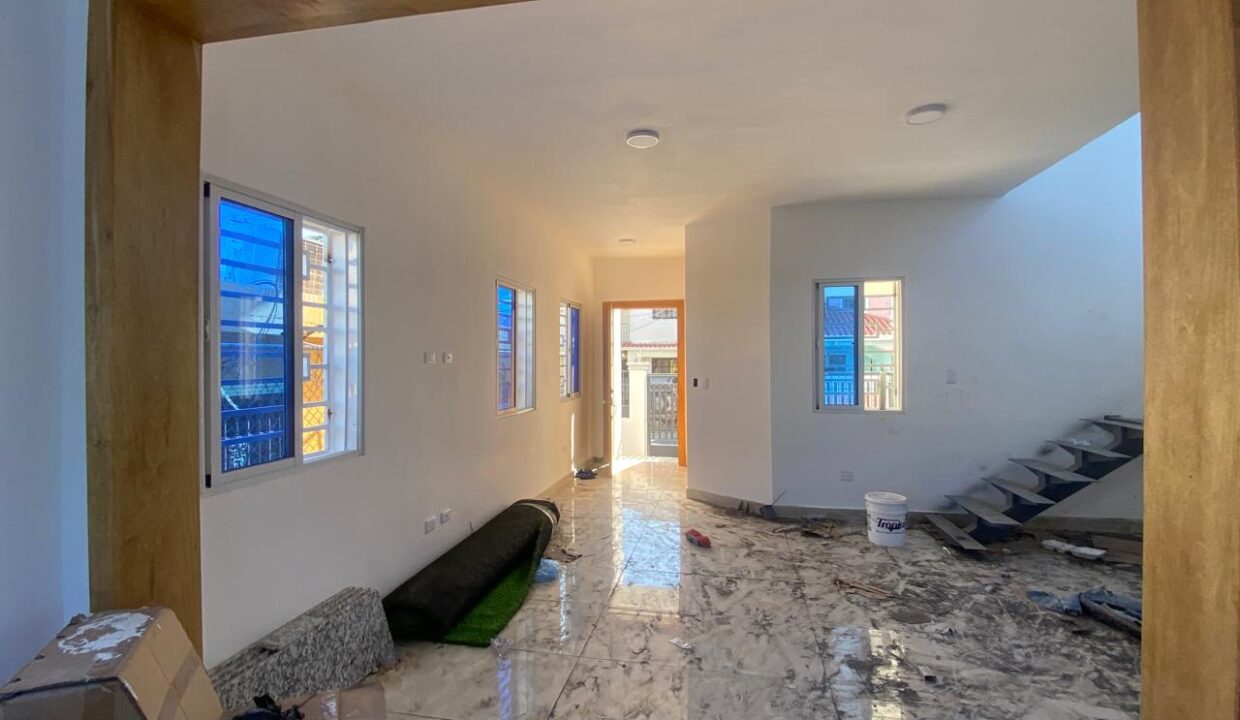 WhatsApp Image 2025-11-05 at 9.34.57 AM (4)