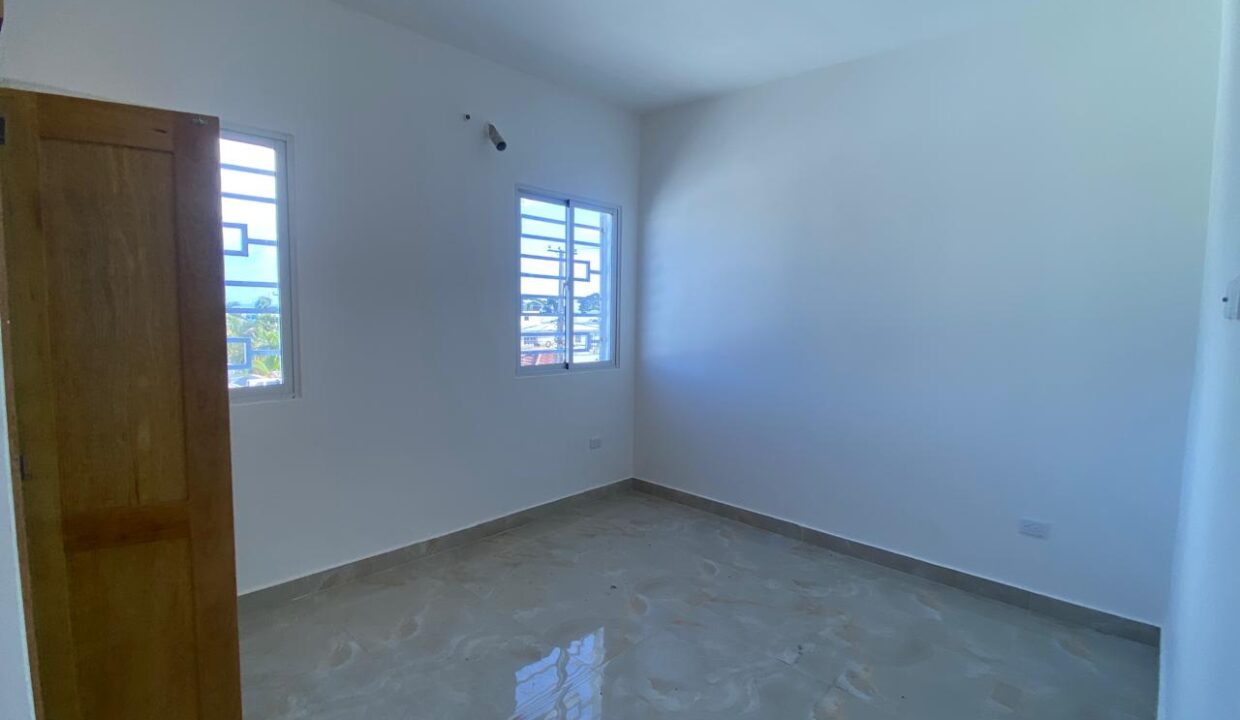 WhatsApp Image 2025-11-05 at 9.34.57 AM (5)