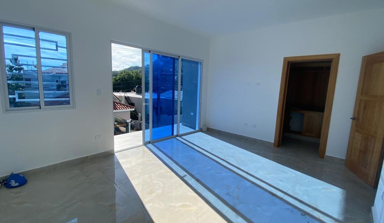 WhatsApp Image 2025-11-05 at 9.34.57 AM (9)