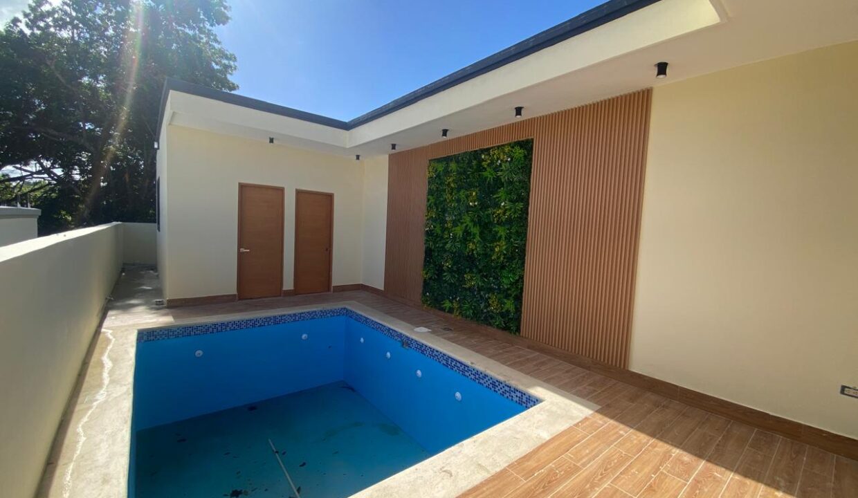 WhatsApp Image 2025-11-13 at 4.31.21 PM (6)